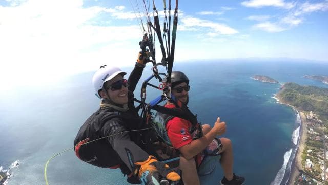 Jaco: 1500ft Tandem Paragliding Flight with Beach Views