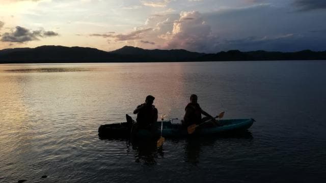 Paquera: Sunset and Bioluminescence Evening Kayaking Tour