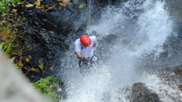 Jaco: Canyoning and Canopy Tour
