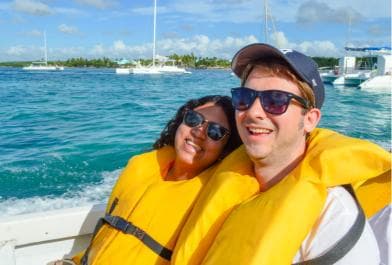 Punta Cana: Saona Island All Included Open Bar Catamaran