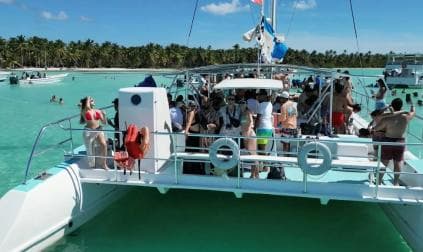 Puerto Plata Private Catamaran: Snorkeling, BBQ & Open Bar