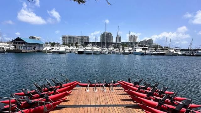 San Juan: LED Night Tour Chiliboat Waterbike, Condado Lagoon