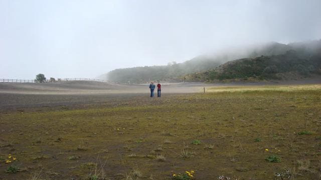 San José: Irazú Volcano, Orosi Day Tour & Lankester Gardens