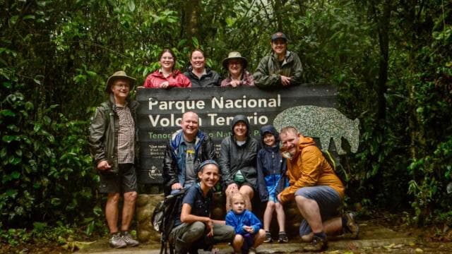 La Fortuna: Rio Celeste Waterfall and National Park Tour