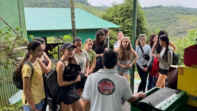 Monteverde: Coffee Tour and Sugar Cane El Pueblo