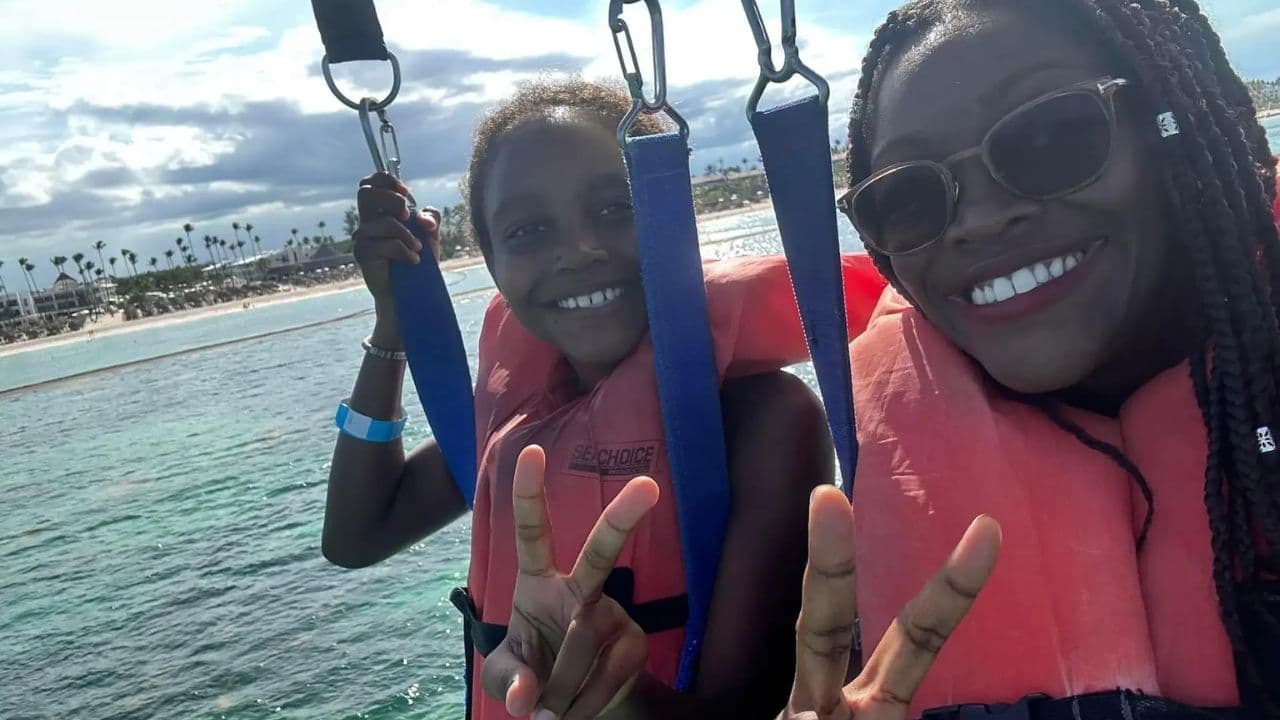 Punta Cana: Parasaling Adventure with Pick Up Hotel