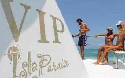 Private: Catamaran Journey to Cayo Arena with Gourmet Lunch