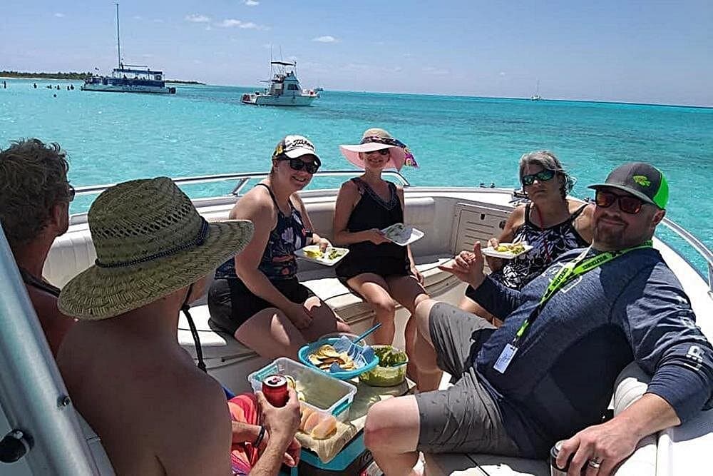"First Lady" Private Snorkel & El Cielo Sandbar Combo