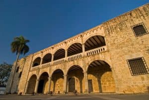   Punta Cana: Santo Domingo Day Trip with Tickets and Lunch
