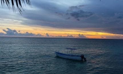 Bahía de las águilas glamping experience from Santo Domingo
