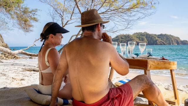 Santa Teresa: Snorkeling Boat Tour with Gourmet Lunch