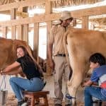 Punta Cana: Xploration Animal Park Bus Tour with Encounters