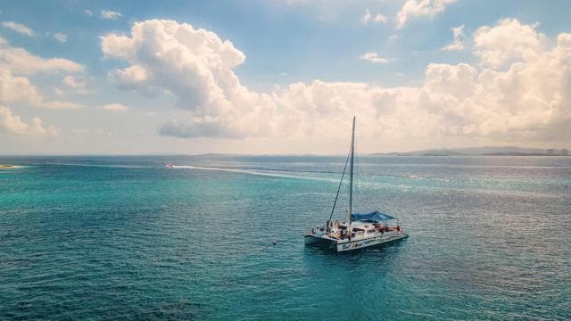 From Fajardo: Icacos Island Full-Day Catamaran Trip