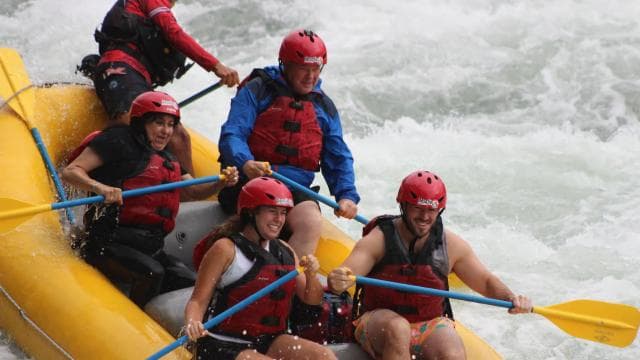 San Jose Rafting Class 3-4 with Connection to La Fortuna