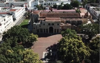 Punta Cana: Santo Domingo Day Trip with Tickets and Lunch