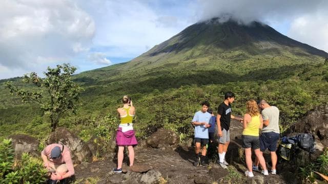 La Fortuna: Half-Day Arenal Volcano Hike