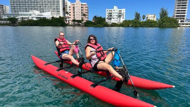 San Juan: Eco-Tour Chiliboats Waterbike, Condado Lagoon