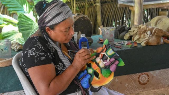 La Fortuna:The Peoples of the World-Indigenous Maleku People