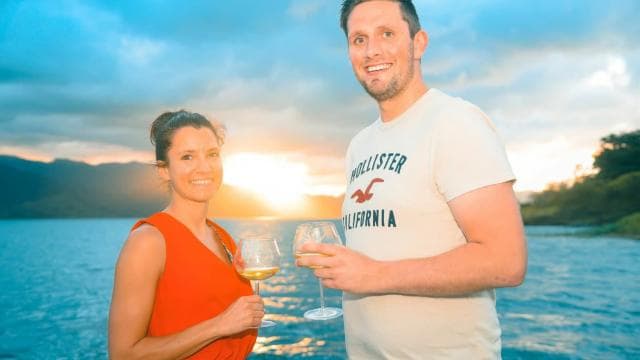 Lake Arenal: Sunset Cruise with Moonshine