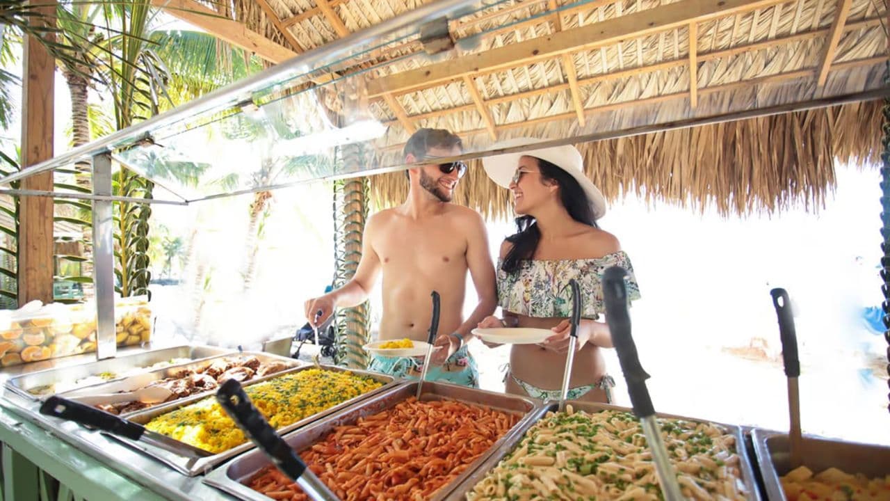 Punta Cana: Saona Island Full-Day with Buffet and Pickup