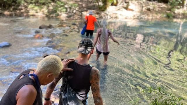 La Leona Waterfall Tour & Transportation