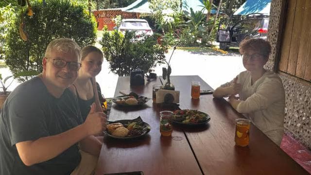 Puerto Jiménez: Corcovado, La Leona, and Mata Palo Waterfall with a typical lunch