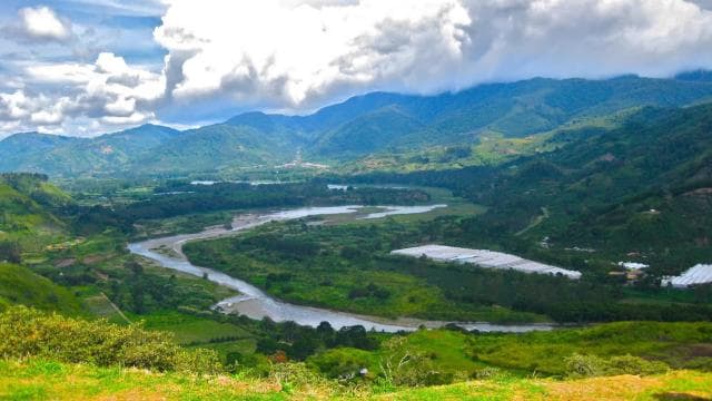 San Jose: Irazú Volcano, Cartago City & Orosi Valley Tour