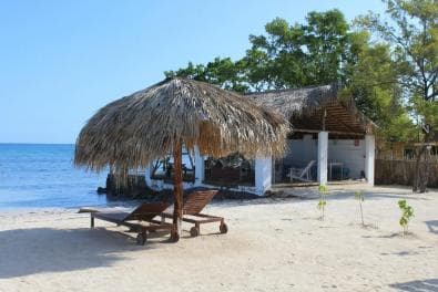 Private: Catamaran Adventure & Beach BBQ at Catalina Island
