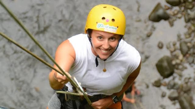 La Fortuna: Hanging Bridges and Zip Line Tour with Lunch