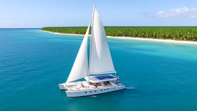 Saona Exclusive Catamaran – Small Group Experience