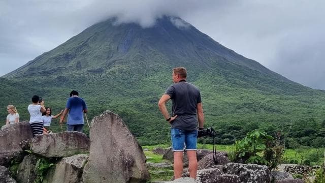 Arenal Volcano: El Silencio Trail Guided Hike