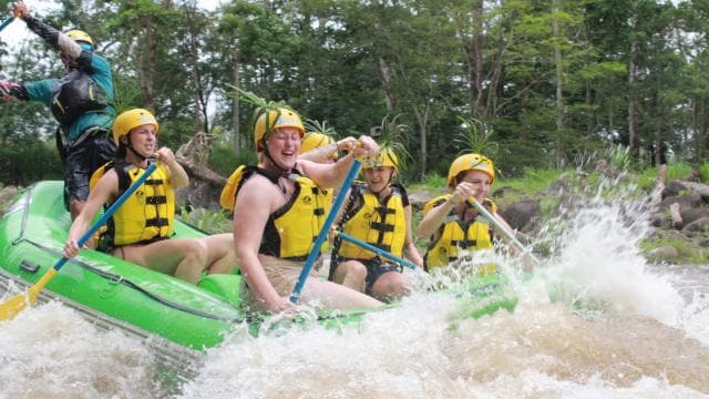 La Fortuna: White Water Rafting Class V