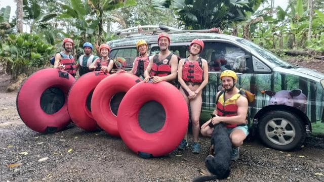 Tubing Tour Rio Celeste