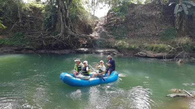 La Fortuna: Rio Penas Blancas Safari Float Tour