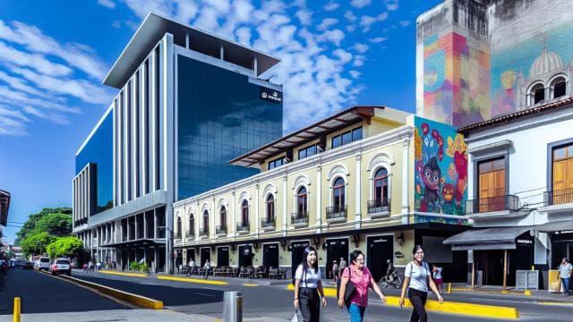 San José: City Tour & Scenic Dinner