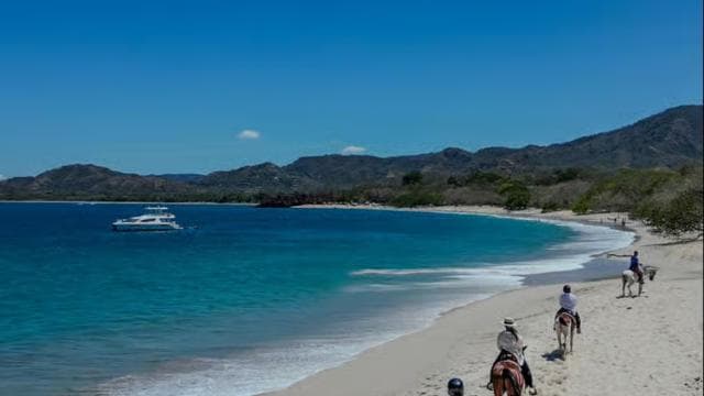 Horseback Riding & Massages Beach Tour