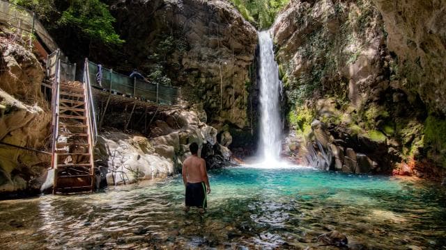 Rio Negro Hot Springs & Oropendola Waterfall Combo & Lunch