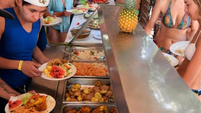 Boca Chica: Saona Island Full-Day Tour with Catamaran Ride