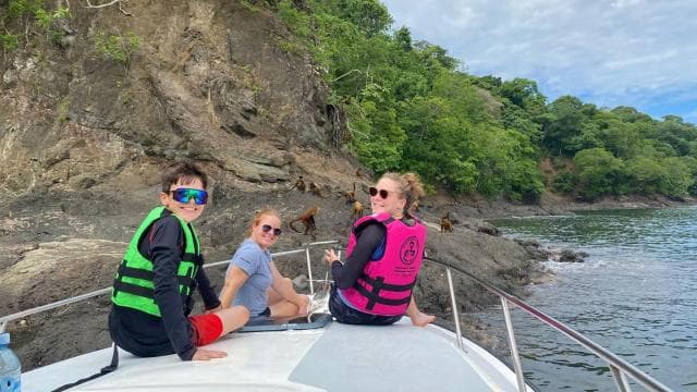 From Puntarenas: Tortuga Island VIP tour Full-Day