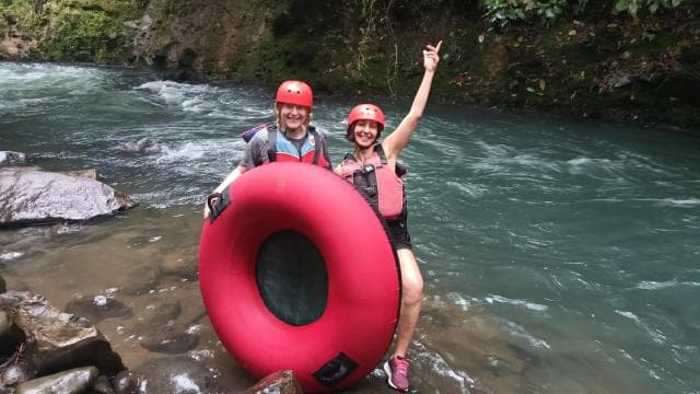 Tubing Tour Rio Celeste