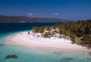 Samana: Guided Day Trip with Buffet Lunch and Whale Watching