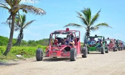 Private: Amber Cove or Taino Bay: Buggy Tour with Beach Stop