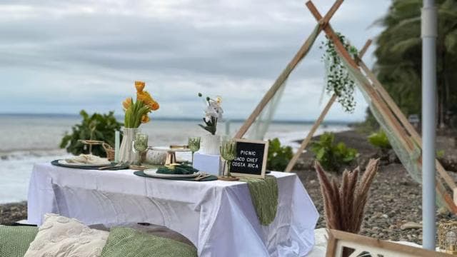 Jaco: Luxury Picnic