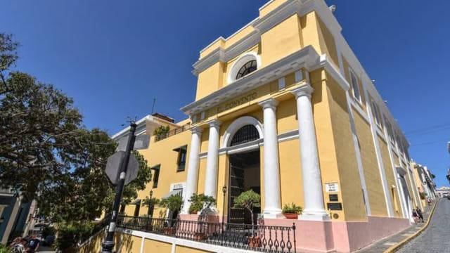 San Juan: Walking Tour with Expert Guide