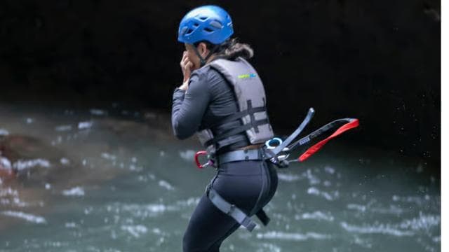 La Fortuna: Waterfall Rappelling and River Fun with Lunch