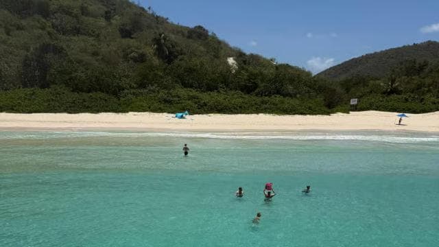 From Fajardo: Full-Day Culebra Islands Catamaran Tour