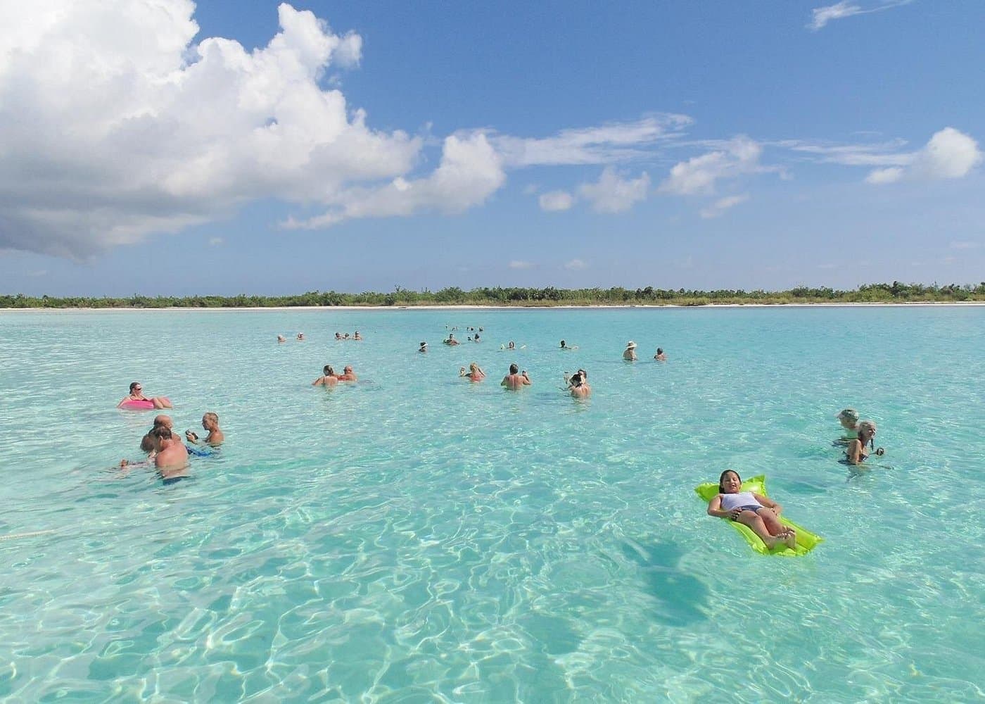 Private 6 Hrs 47 ft. Catamaran Snorkel & Cielo Charter (30p. max)