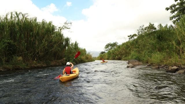 Lake Arenal: Kayaking and Biking Combo Tour
