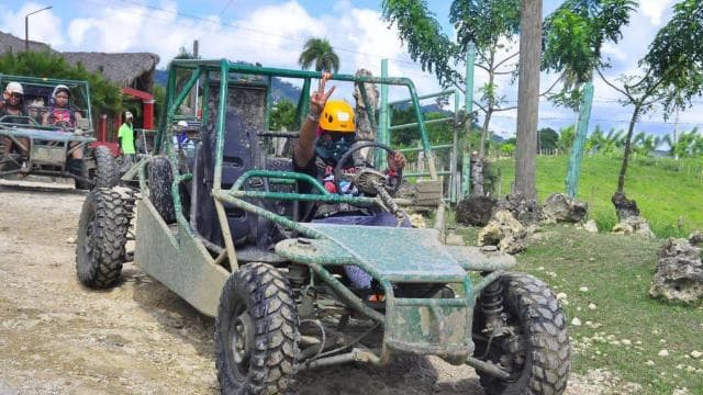 Punta Cana: Safari Zip-Line, Buggy and Horse Riding