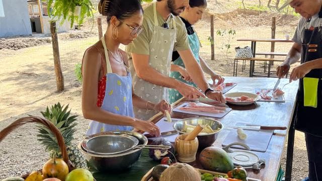 Nosara: Traditional Costa Rican Cooking Class and Meal